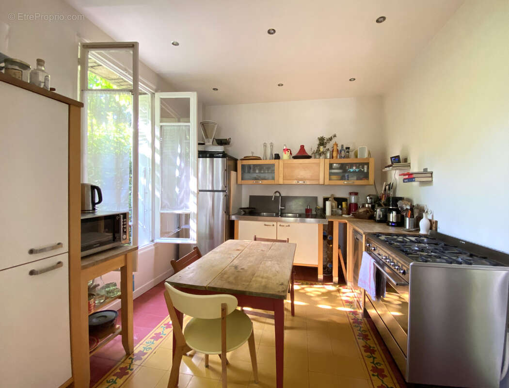 Maison à CHENNEVIERES-SUR-MARNE