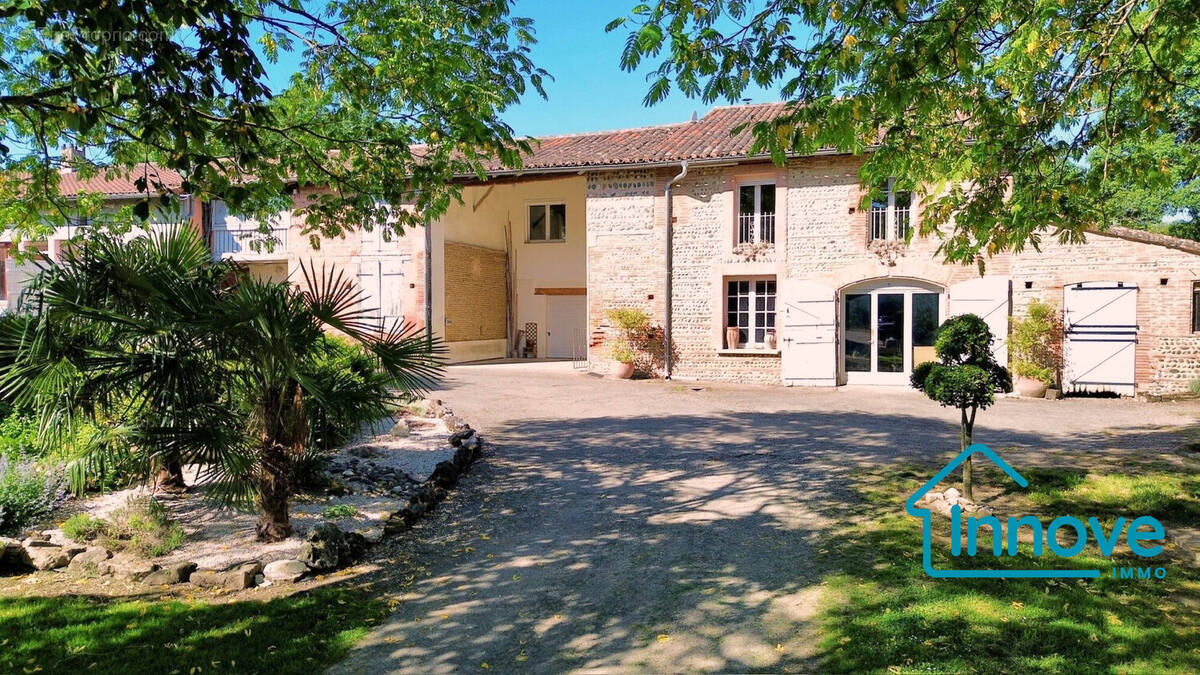 Maison à GRENADE