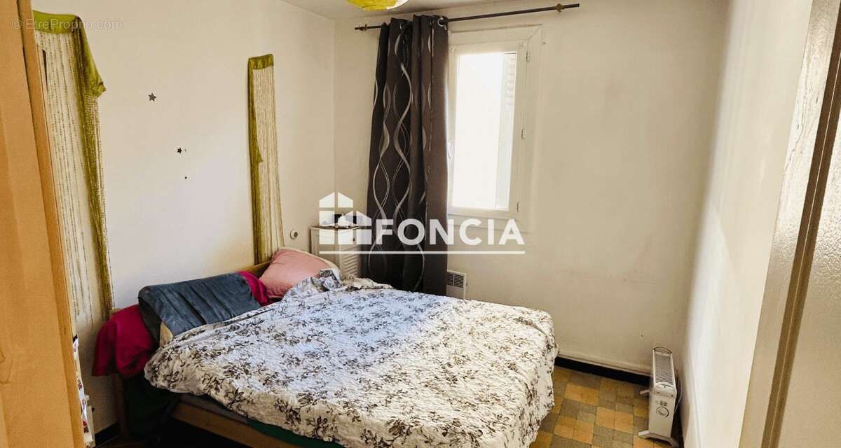 Appartement à MARSEILLE-9E