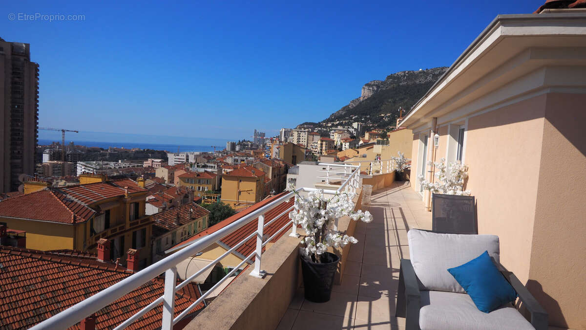 Appartement à BEAUSOLEIL