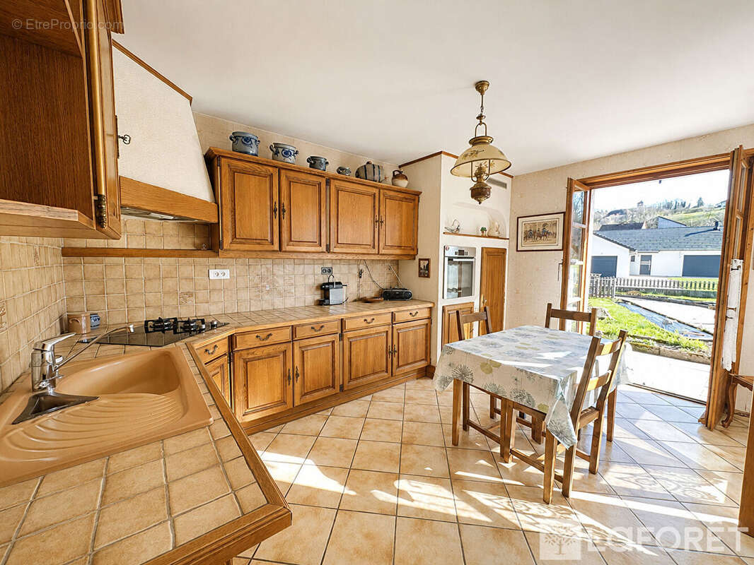 Maison Deservillers 7 pièce(s)  de 174 m2 - photo 4