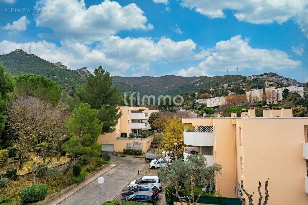 Appartement à MARSEILLE-11E