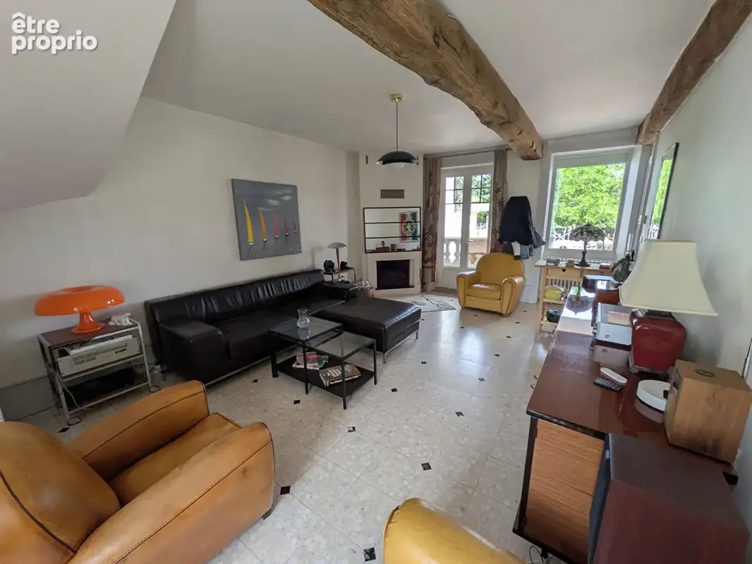 Un bien rare à commelle-vernay : maison de caractère avec accès privatif aux bords de loire - photo 5