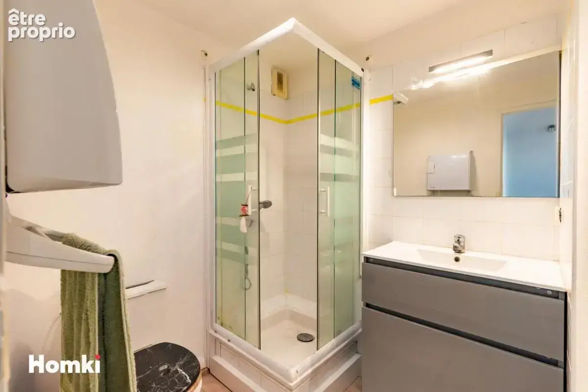 Appartement T3 de 56 m² à Narbonne 11100, Avenue Élie Sermet - photo 9