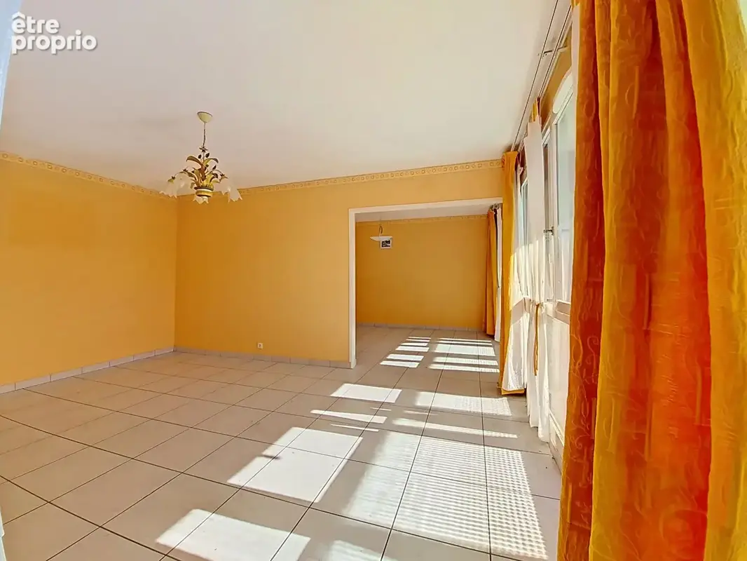 LAXOU, lumineux appartement 5 pièces avec garage et cave. - photo 2