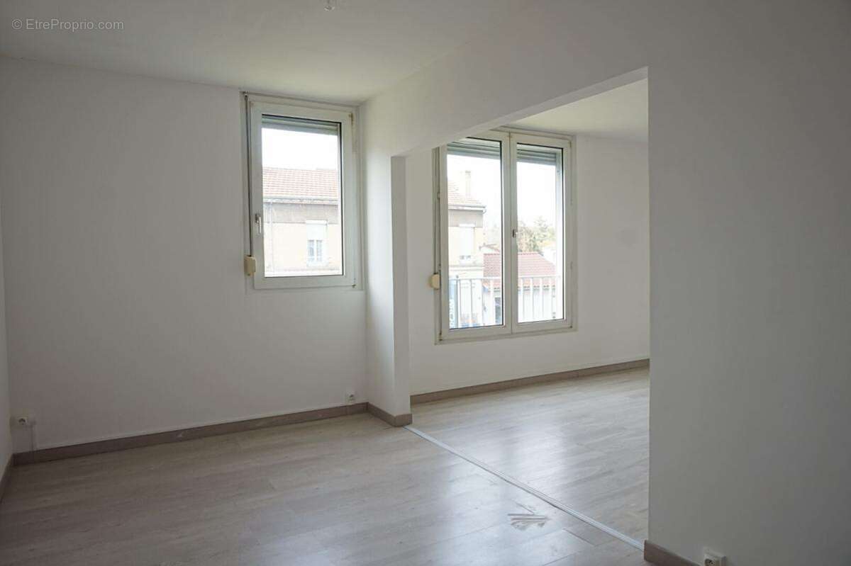 Appartement à FIRMINY
