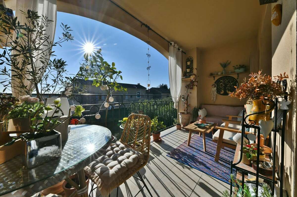 Appartement à UZES