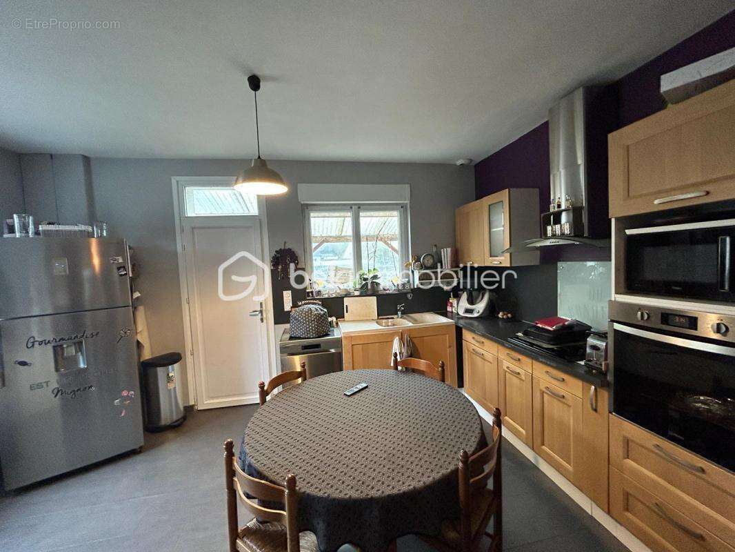 Maison à BAZOUGES-SUR-LE-LOIR