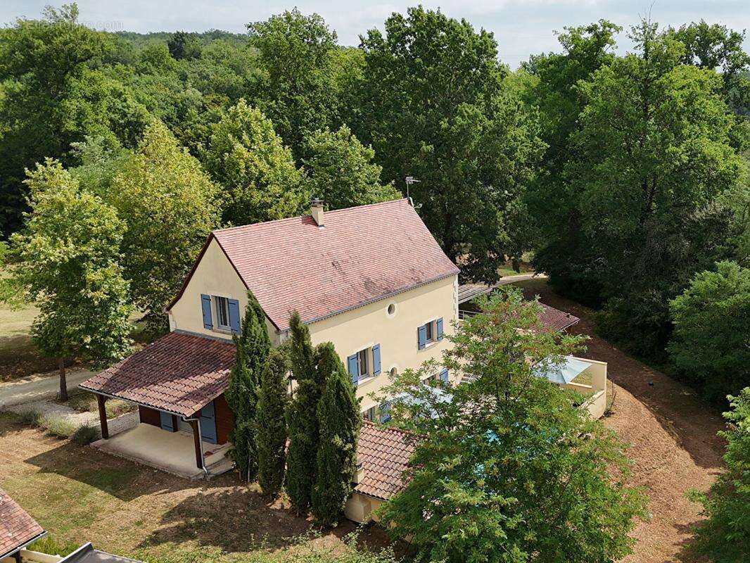 Villa moderne et confortable avec piscine, en bordure d'un golf - photo 17