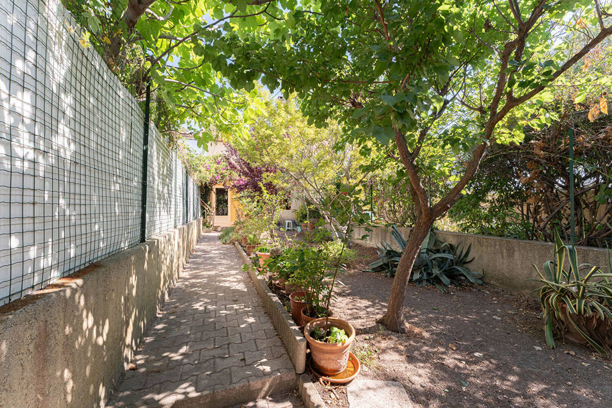 Maison à SAUSSET-LES-PINS