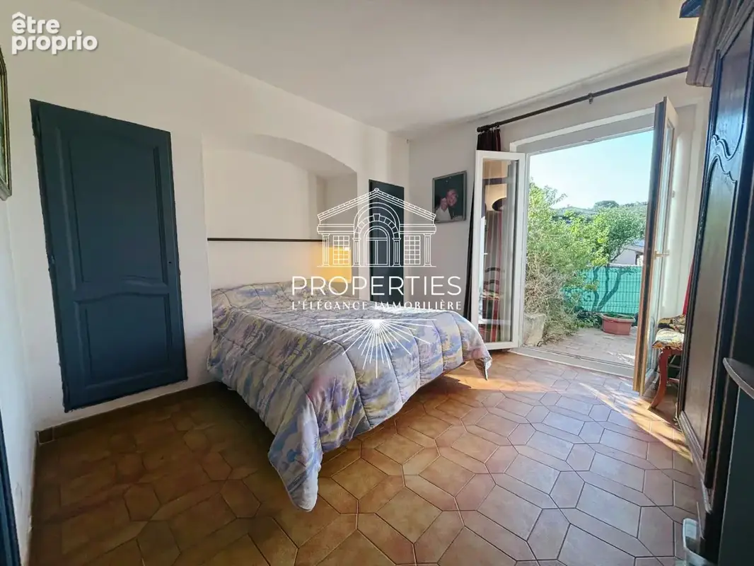 Le lavandou - maison indépendante - 6 pièces - 204 m² - 4 chambres - garage - photo 10