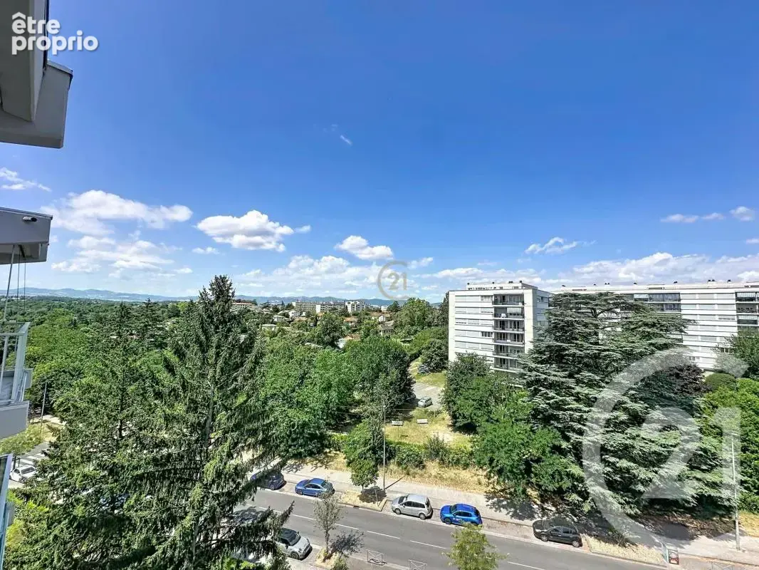 Appartement 67 m² à Sainte-Foy-Les-Lyon  - photo 8