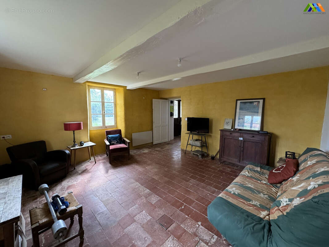 Maison 115 m² à Mirande  - photo 7