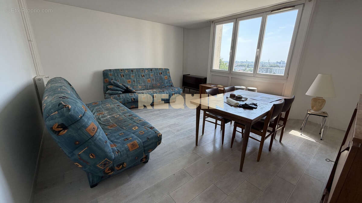 Appartement à MONS-EN-BAROEUL