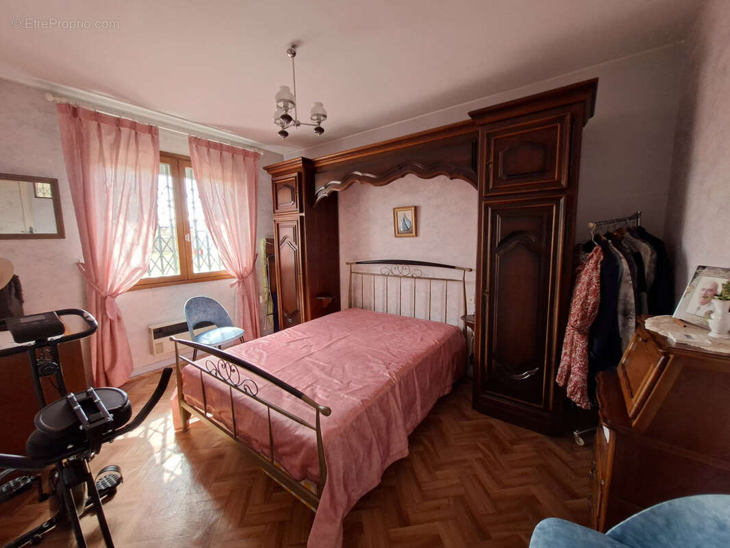 Maison à LE CENDRE