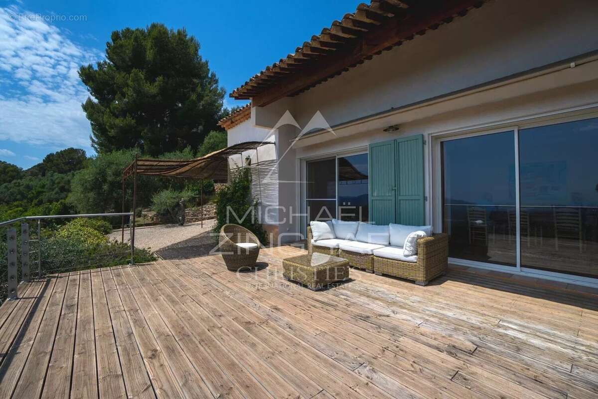 Maison à GRASSE