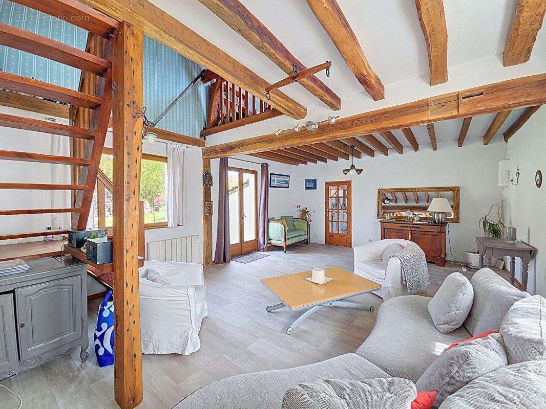 Maison à LIEUVILLERS