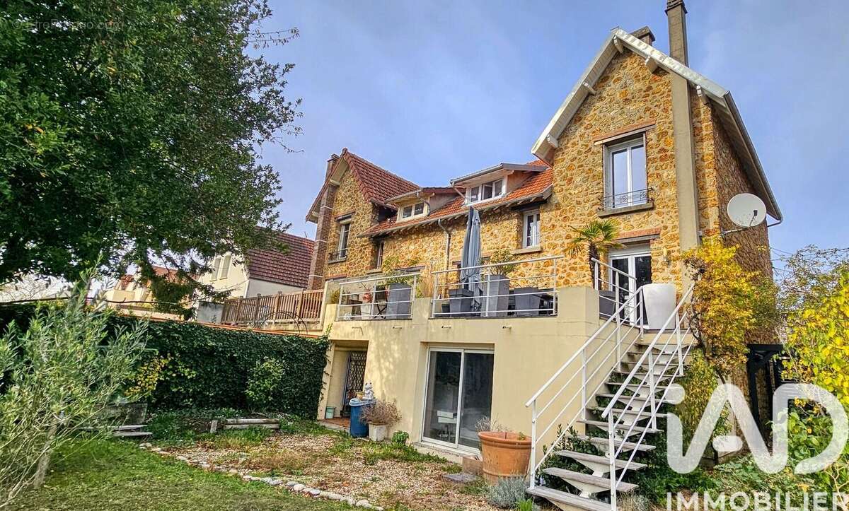 Photo 2 - Maison à POISSY