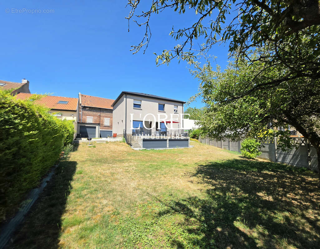 Maison contemporaine 130 m2 - 3 chambres - 1 bureau - Garage - Jardin - photo 17