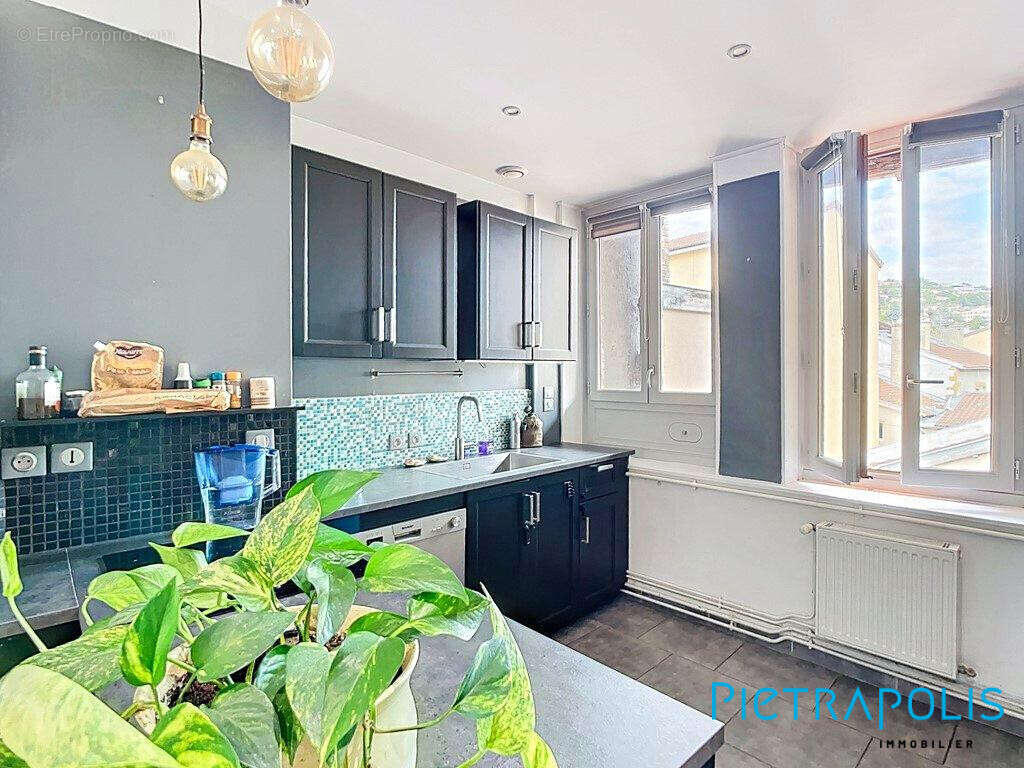 Appartement à AMPLEPUIS