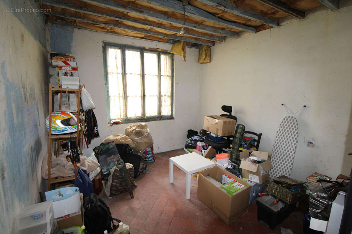 Maison à MESLAY-LE-VIDAME