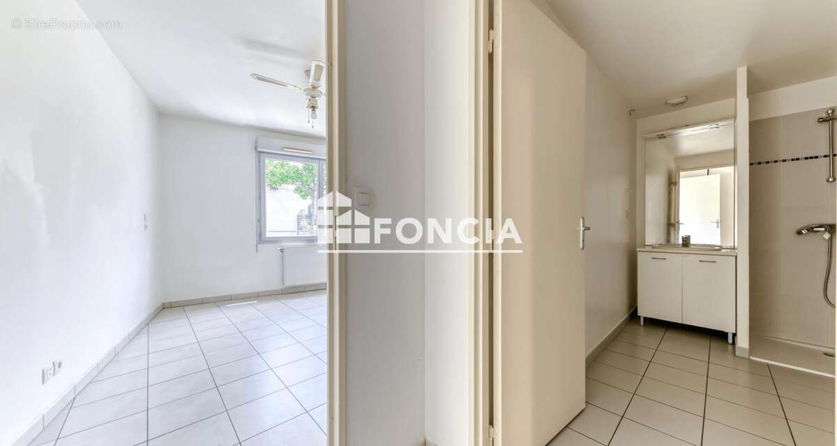 Appartement à LYON-8E