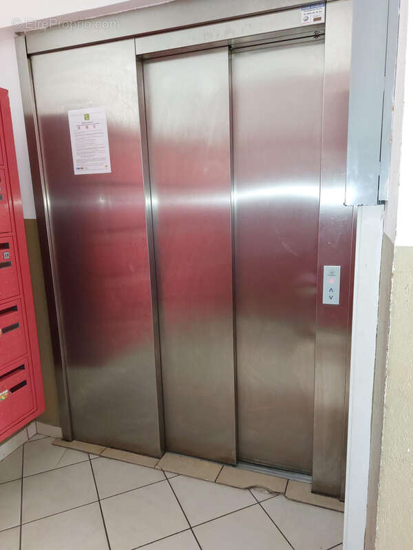 Appartement à SAINT-DENIS