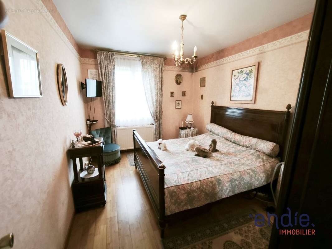 Maison à PIERREFITTE-EN-BEAUVAISIS