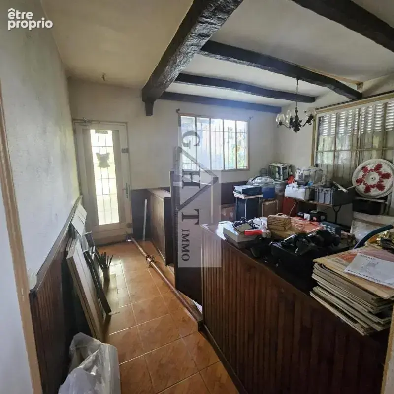 Local commercial 214 m² proche RER - photo 8
