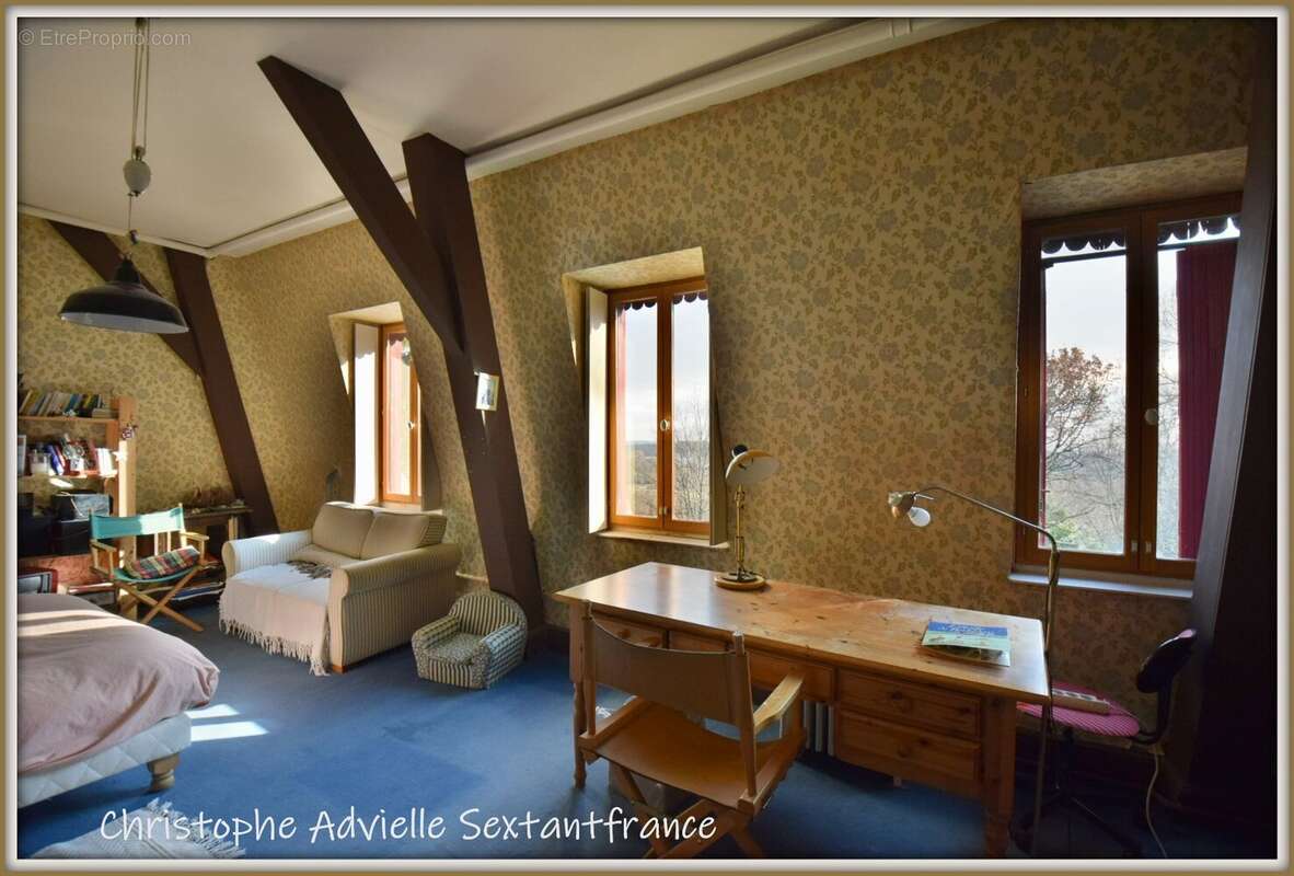 Immense maison de Maître avec sa maison d'amis et ses dépendances sur parc de 8 HA sur Bergerac - photo 11