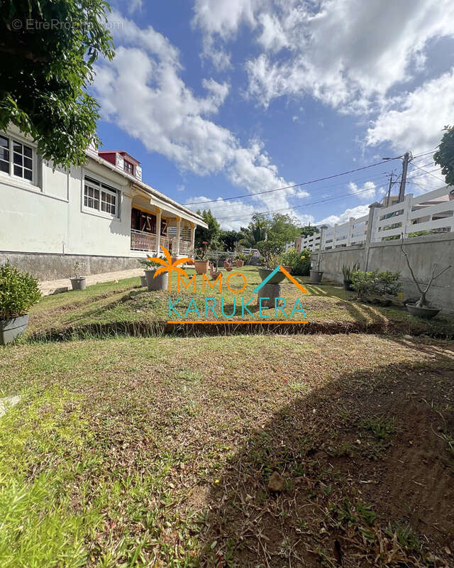 Maison à BASSE-TERRE