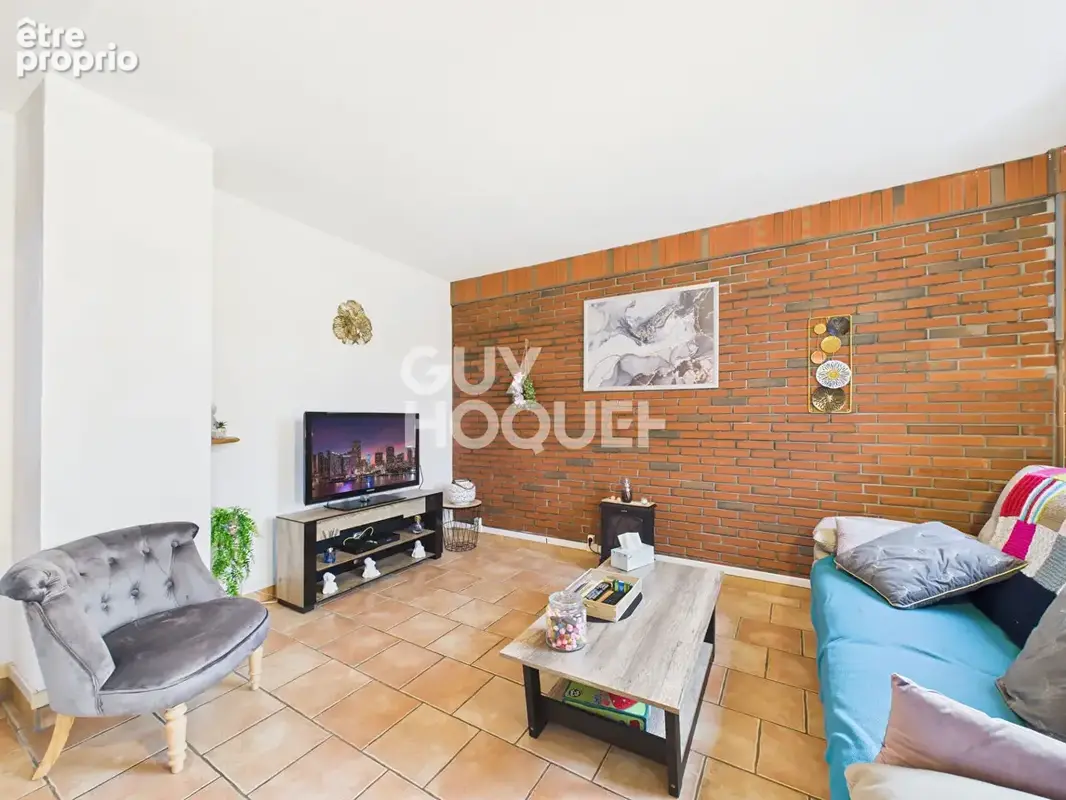 SAINT AUBIN LES ELBEUF : appartement de 4 pièces (80m²) avec balcon à vendre - photo 2