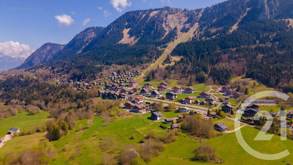 Maison à THOLLON-LES-MEMISES