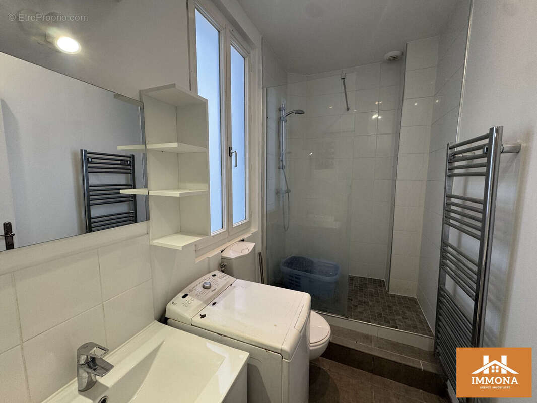 Appartement à AUBERVILLIERS