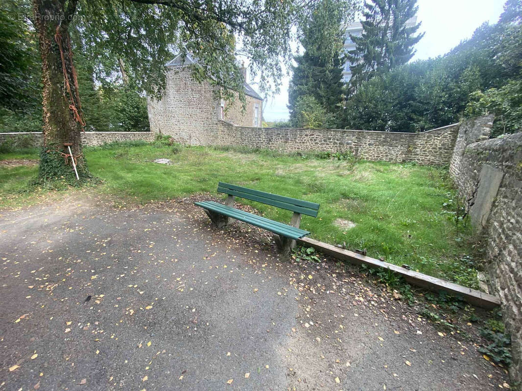 Maison à FOUGERES
