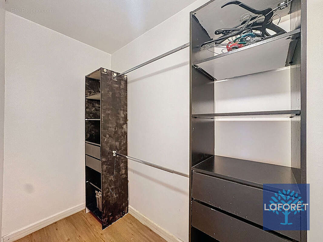 Appartement à CHILLY-MAZARIN