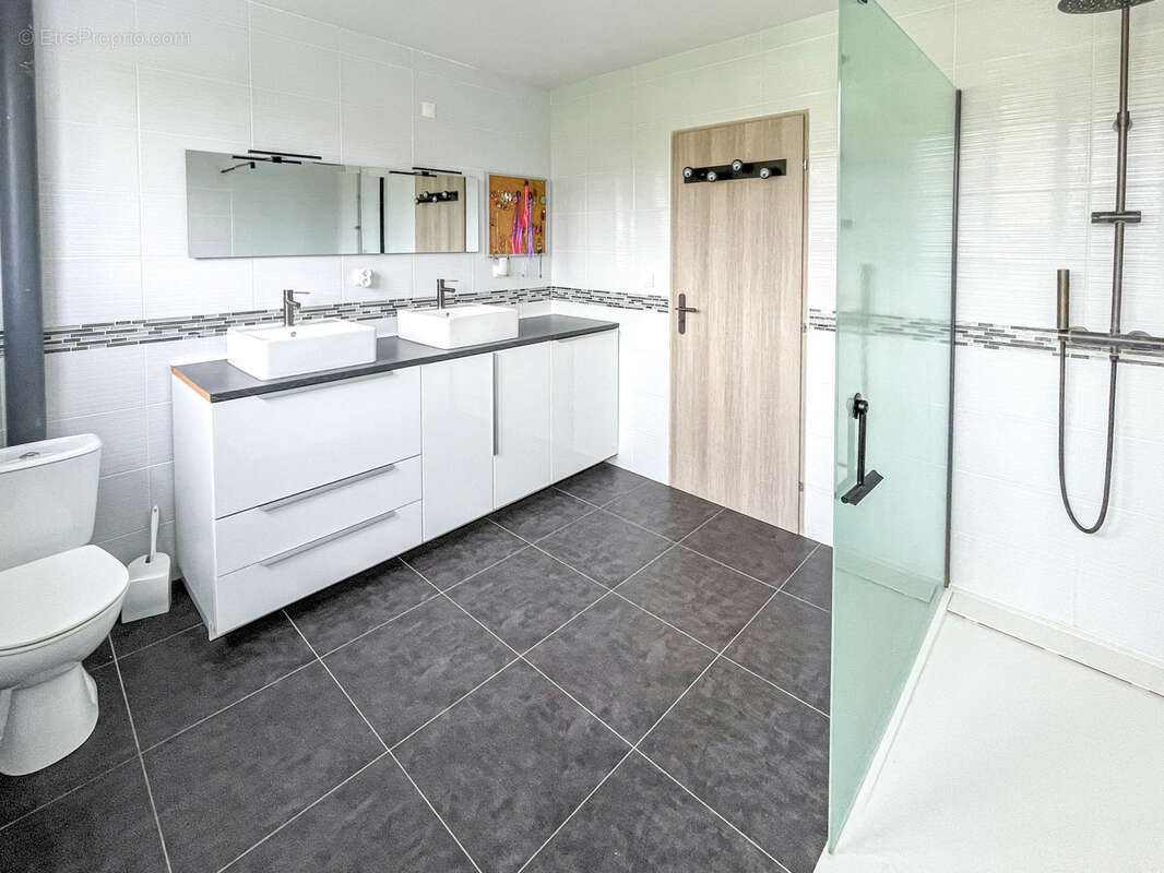 Maison à SAINTE-REINE-DE-BRETAGNE