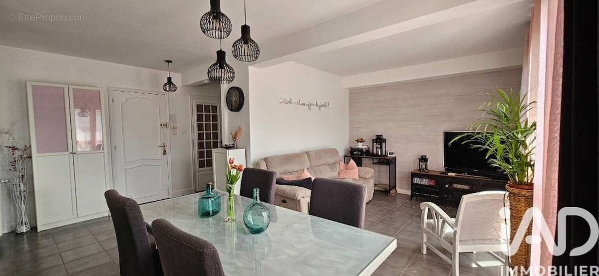 Photo 6 - Appartement à SAINT-GENEST-LERPT