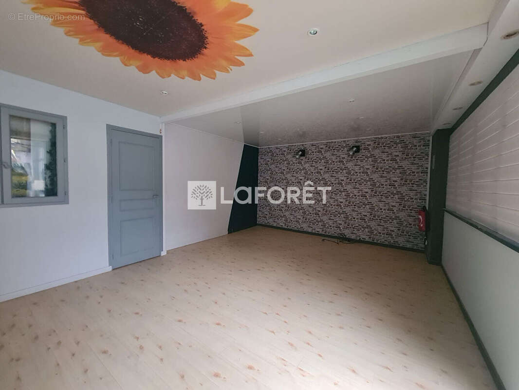 Commerce à SAINT-ETIENNE