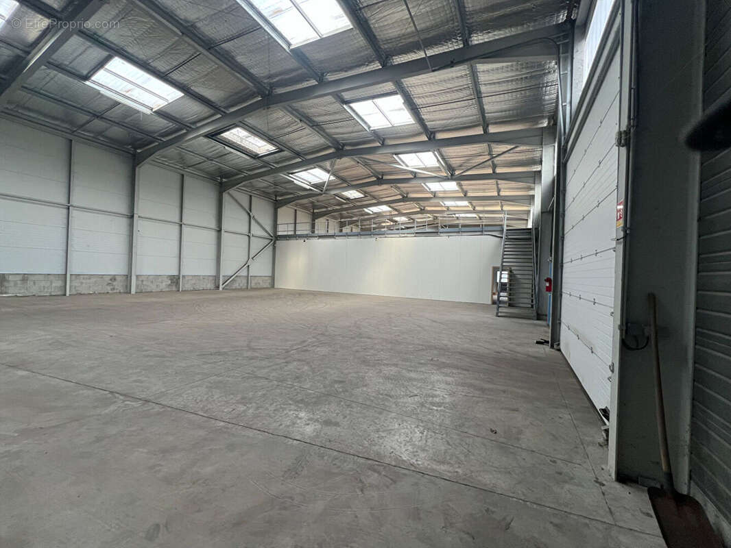 Commerce à ROUSSILLON