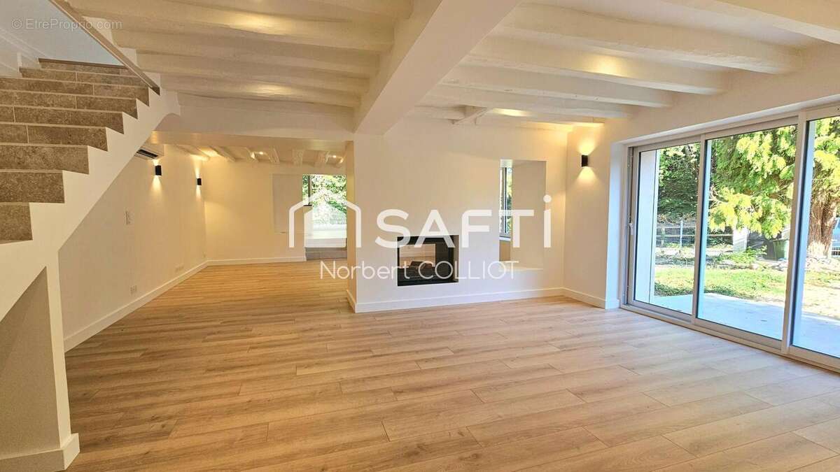 Photo 8 - Maison à NEAUPHLE-LE-VIEUX