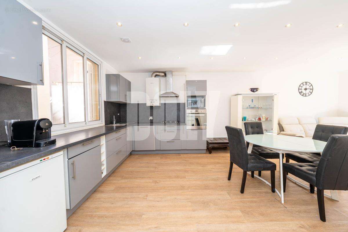 Appartement à SAINT-RAPHAEL