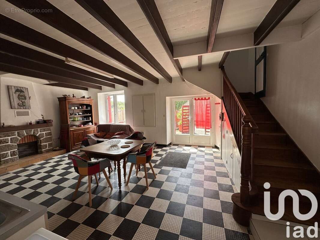Maison 92 m² à Le Faouet  - photo 5