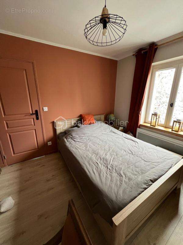 Maison à LE PERCHAY