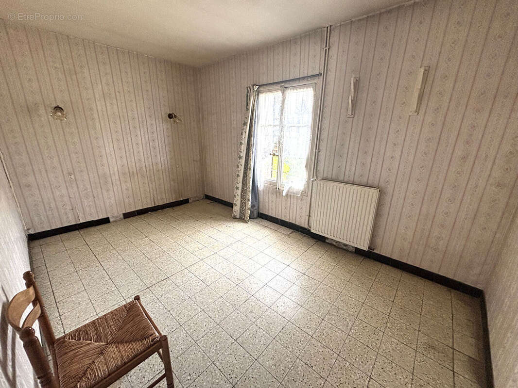 Maison à ULLY-SAINT-GEORGES