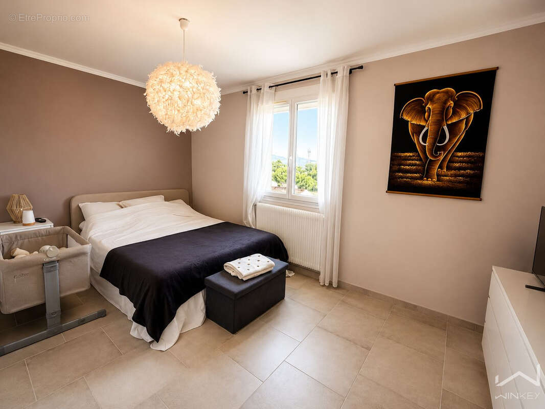 Appartement T3 de 90 m2   Résidence Les Trois Châteaux   Montélimar - photo 11
