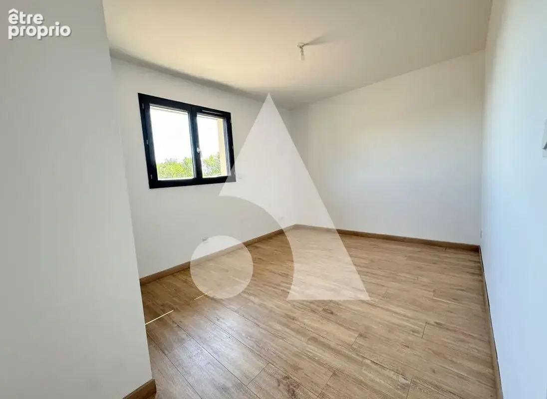 Maison familiale à fort potentiel  avec jacuzzi de nage à Châtillon-en-Michaille - photo 13