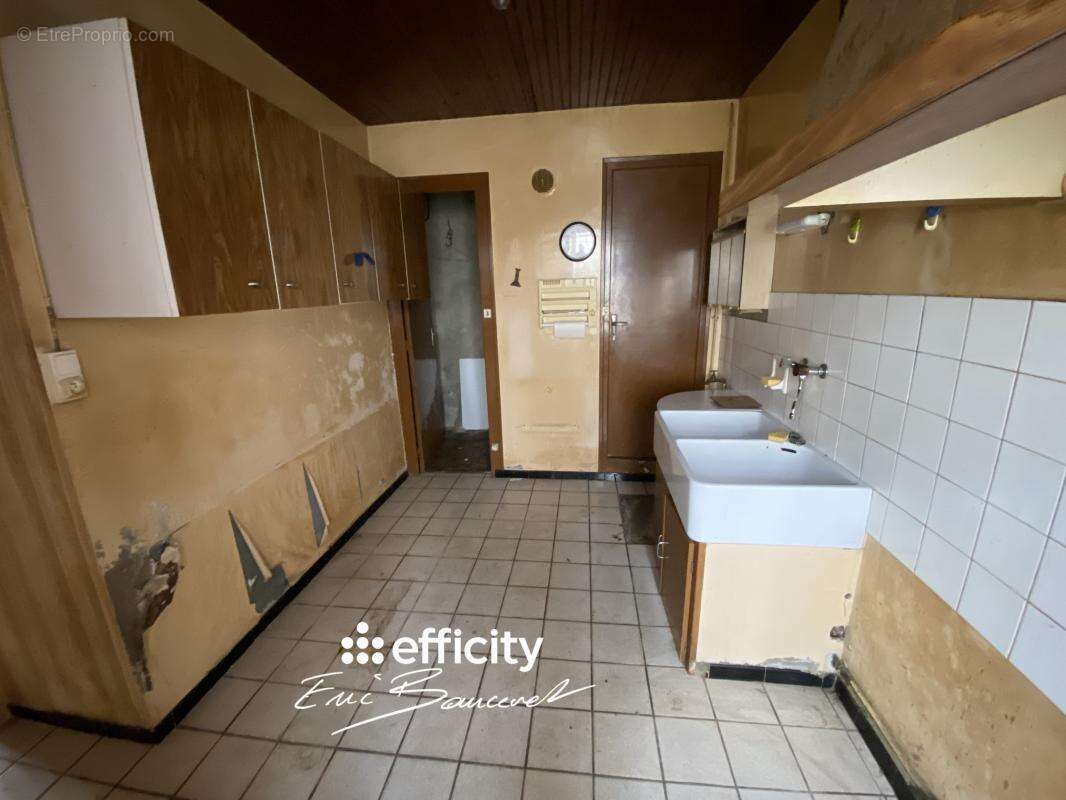 Maison 60 m² à Parthenay  - photo 13