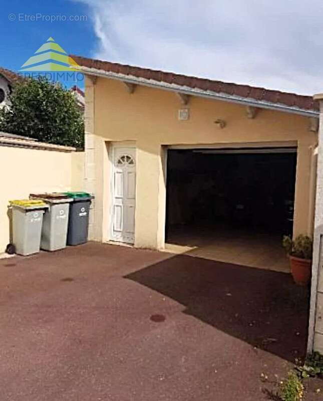 Maison à VILLECRESNES