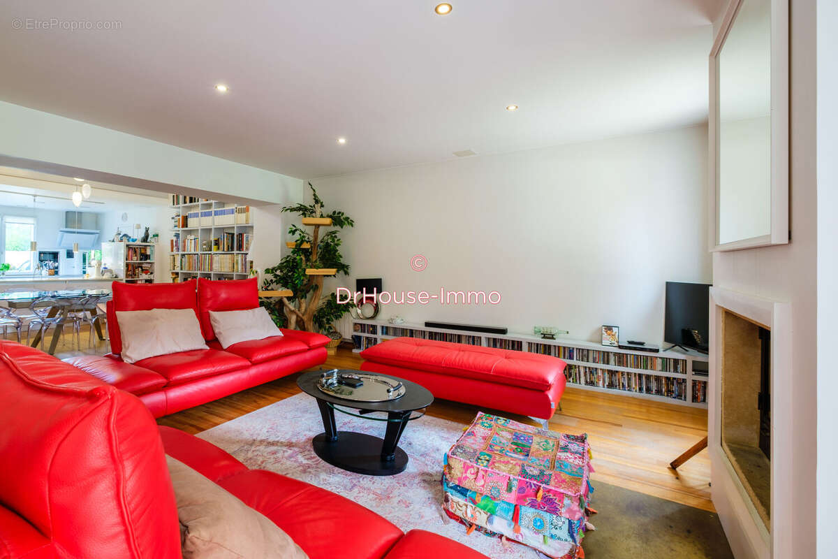 Maison à FEUCHEROLLES